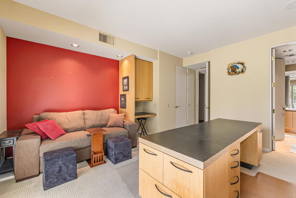 Mountain Cove - Residential
