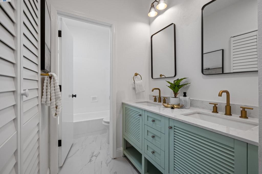 ASHLAND - Residential