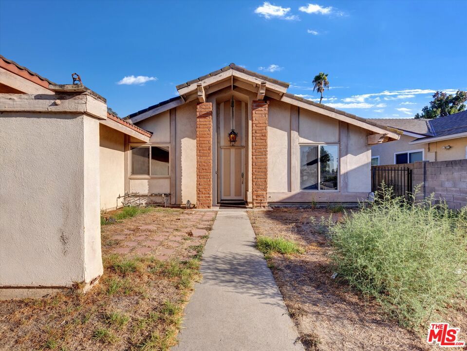 6022 E Prado Circle