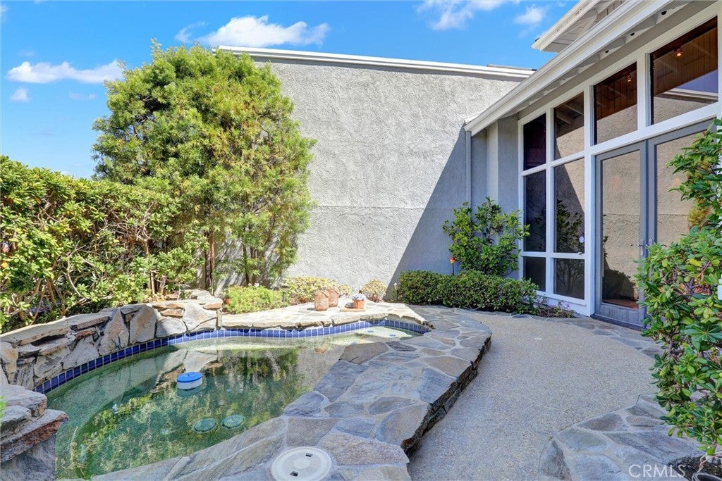 1 Saint Tropez, Newport Beach CA 92660 - Photo 15