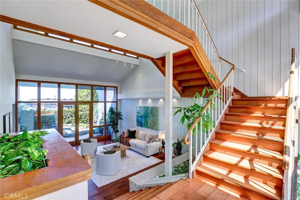 1 Saint Tropez, Newport Beach CA 92660 - Photo 9