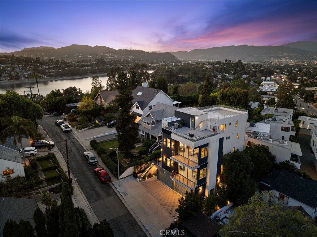 2311 Cove