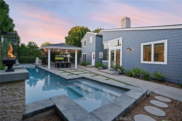 519 SIGNAL RD, NEWPORT BEACH, CA 92663 - Image ee4e446e7b1d1cddcf4bdc9682f7fc1a/268505553