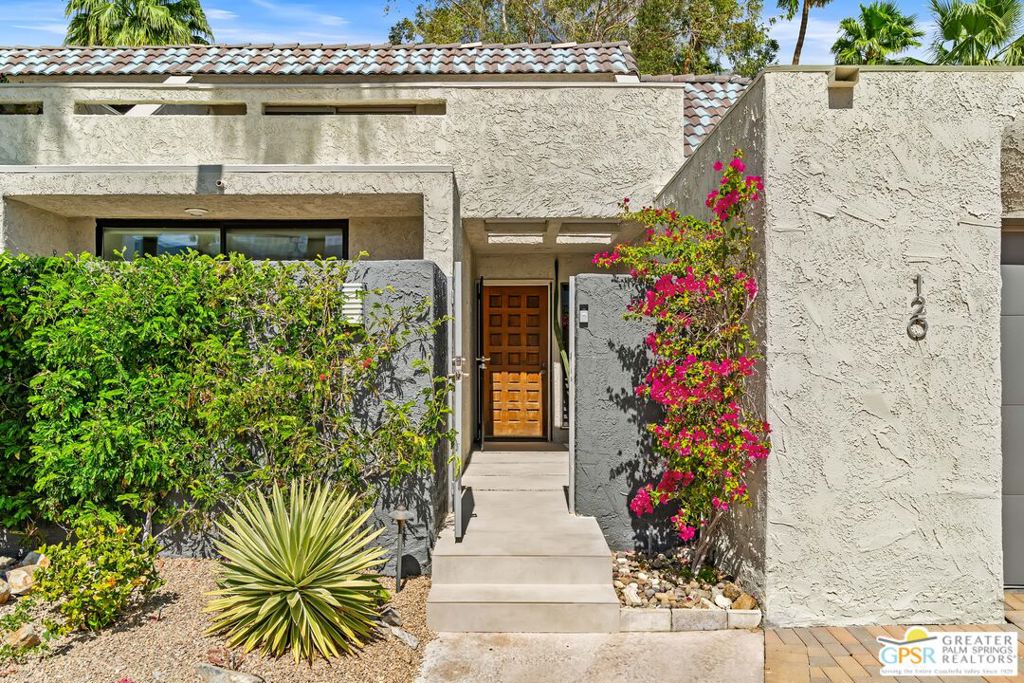 120 E Perlita Circle