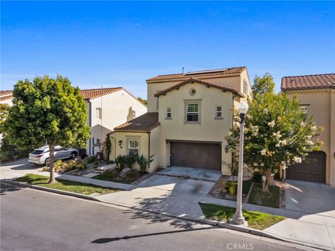 Photo of 40 Waterspout, Irvine, CA 92620 (MLS # OC26009918)