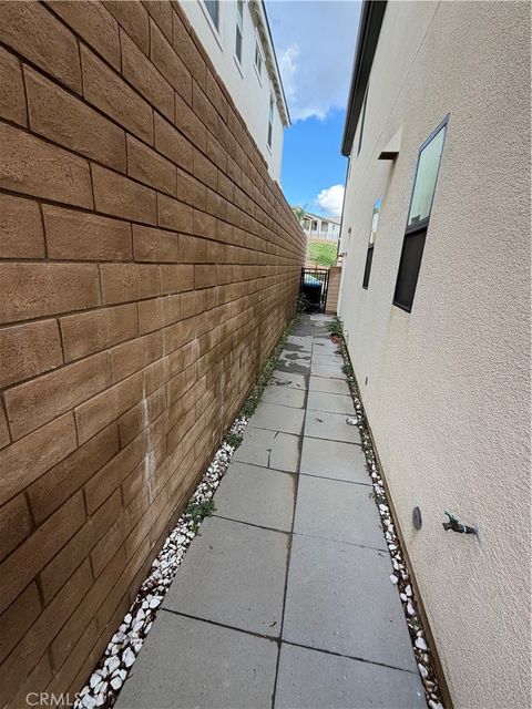 11651 N Deerlake Ranch Chatsworth CA 91311