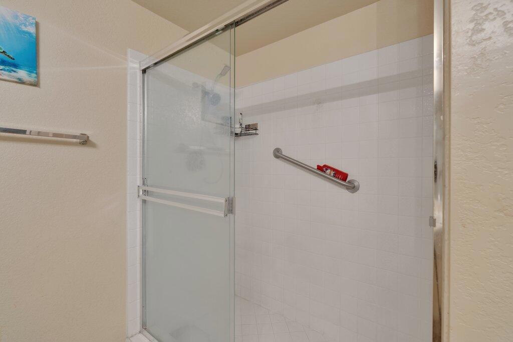 Woodhaven Country Cl - Residential