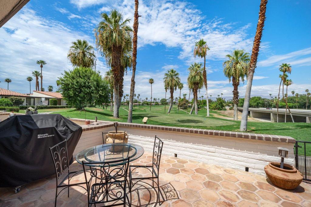 6 Palomas Drive