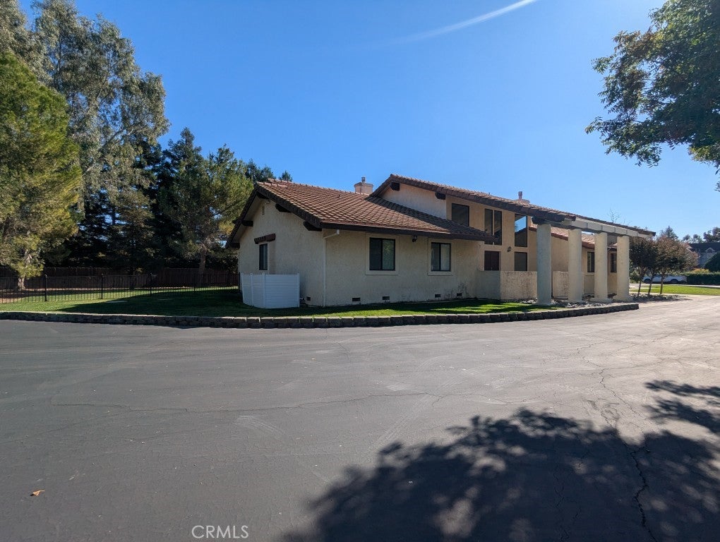 6450 Westgate Lane
