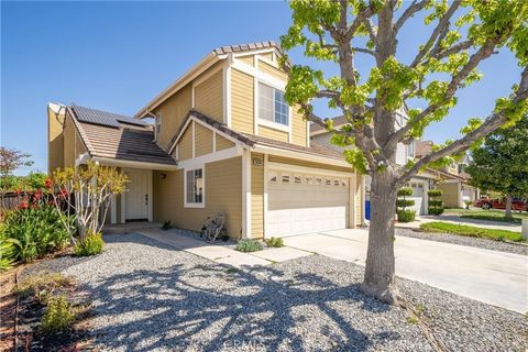 16338 Golden Tree Avenue Fontana CA 92337