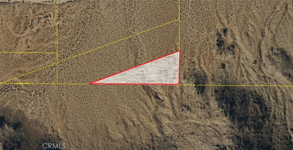 Build your Joshua Tree dream home on this ready-to-develop residential vacant land! Located in the highly sought-after Joshua Tree area, this parcel offers the perfect opportunity to create your custom desert oasis. Zoned for residential use, imagine waking up to stunning desert sunrises and enjoying the peace and tranquility that only Joshua Tree can provide.