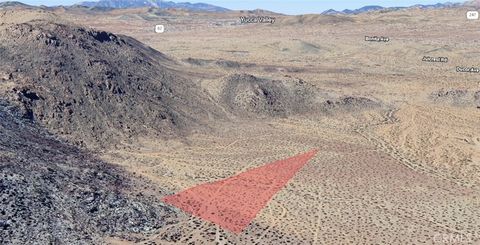 Photo of 4 Joshua Tree, Joshua Tree, CA 92252 (MLS # SN25187923)