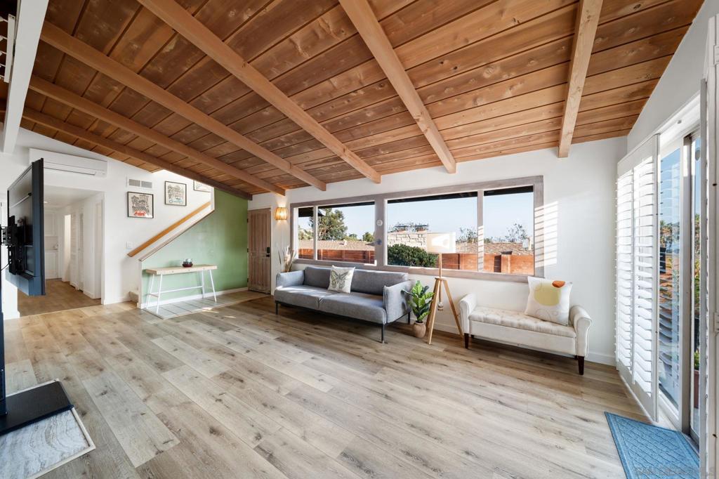 La Jolla - Residential Lease