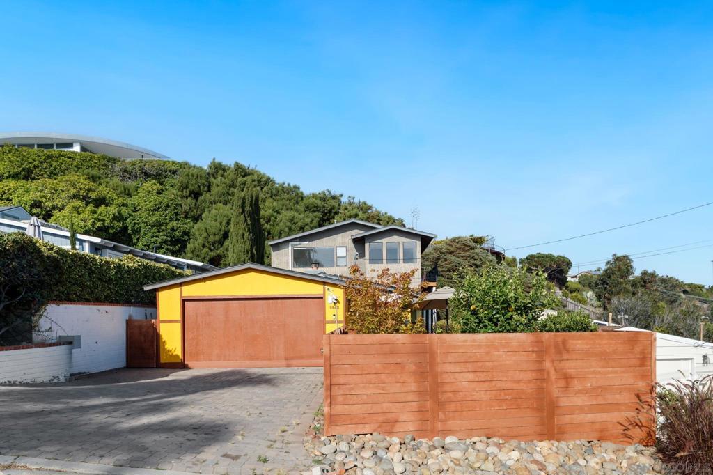 La Jolla - Residential Lease