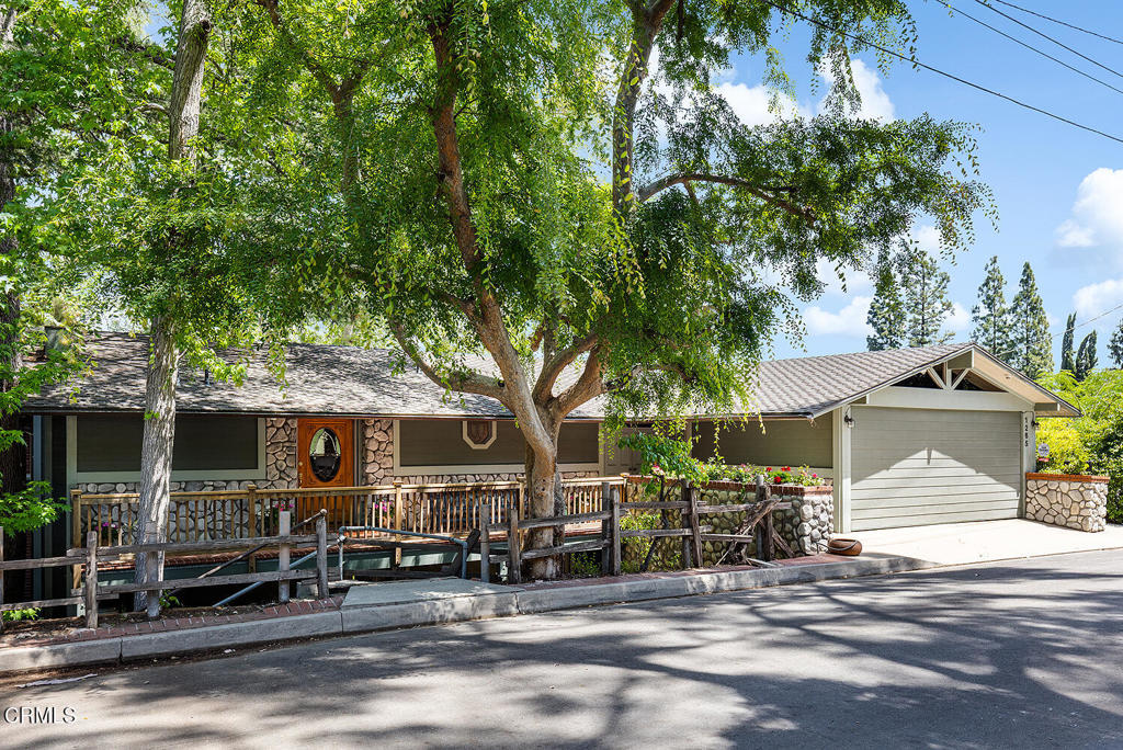 1265 Club House Drive