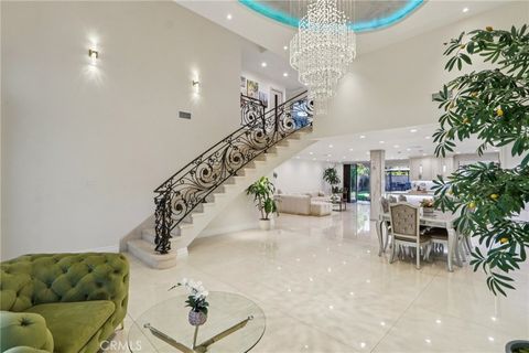 Photo of 6355 Yolanda Avenue, Tarzana, CA 91335 (MLS # SR26009758)