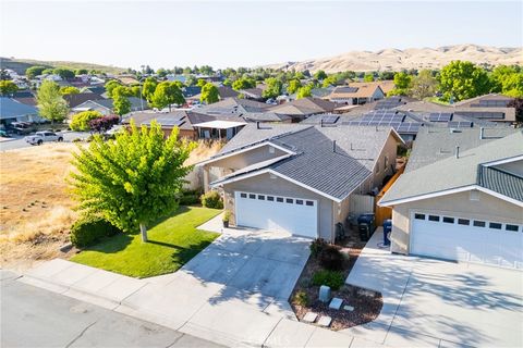 Tiny photo for 775 16th St, San Miguel, CA 93451 (MLS # MC26084977)