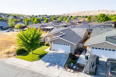 Tiny photo for 775 16th St, San Miguel, CA 93451 (MLS # MC26084977)