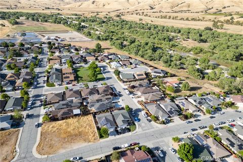 Tiny photo for 775 16th St, San Miguel, CA 93451 (MLS # MC26084977)