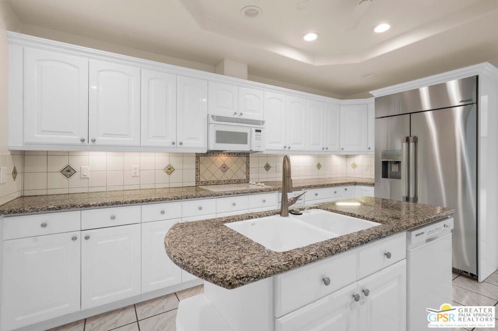 38450 Tandika Trail