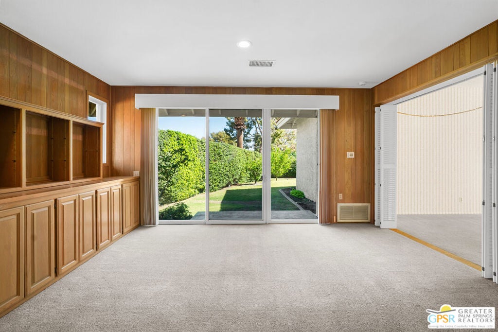 38450 Tandika Trail
