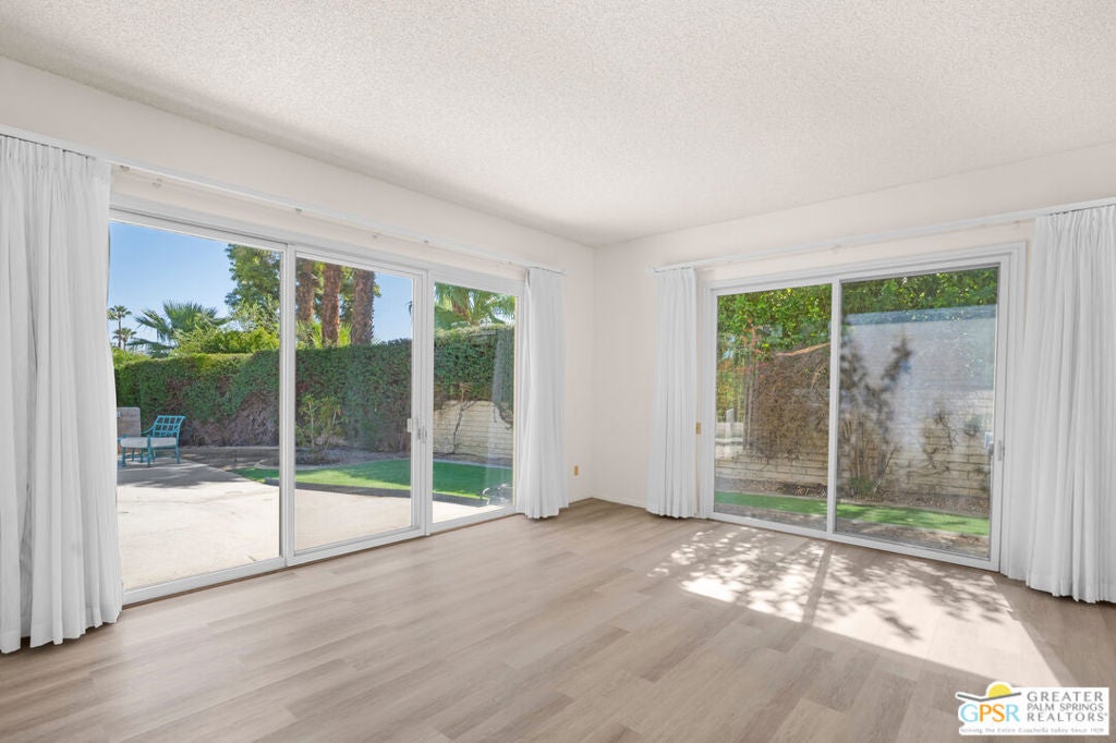 38450 Tandika Trail