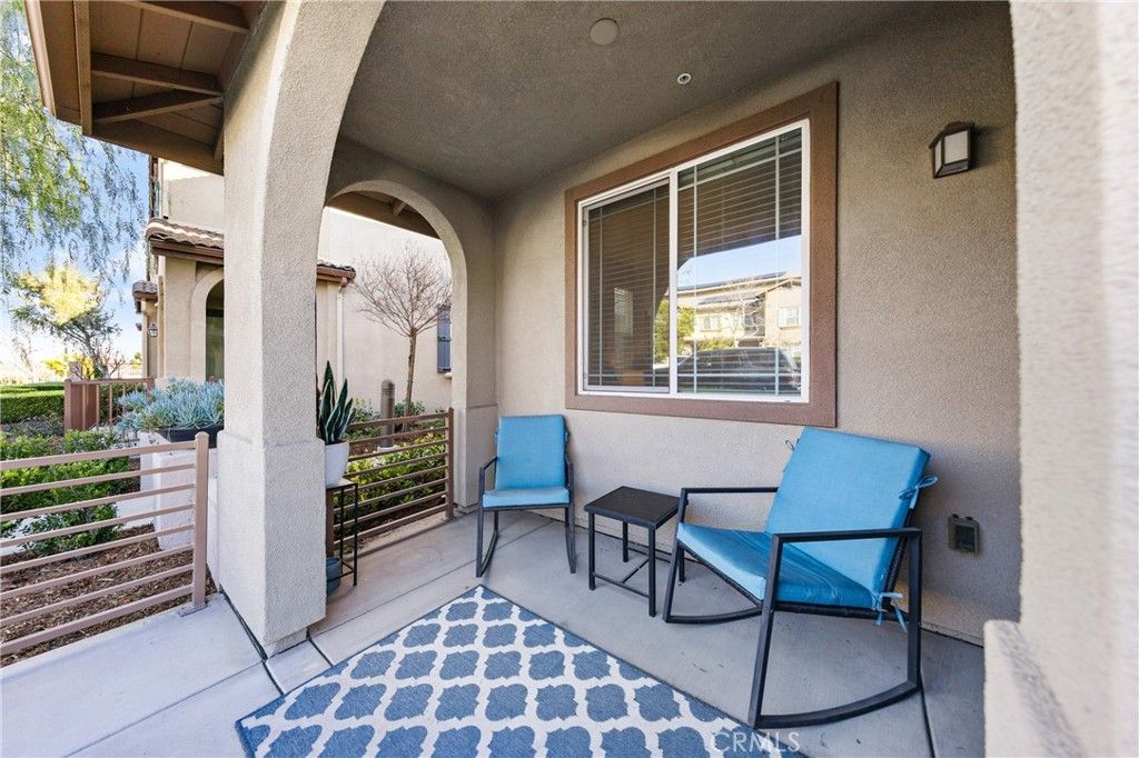 Photo of 6069 Satterfield Way, Chino, CA 91710 (MLS # AR26015445)