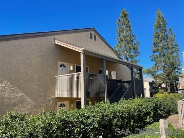 Beautifully upgraded junior-1 bedroom available for lease on 5/5/2025. Move right into this junior-1 bedroom condo that is situated in a quiet garden-style setting. It offers dual-pane windows, new vinyl plank flooring, custom paint, mirrored closet doors, stainless steel appliances and 1 parking spot. There is an extra storage closet off patio. Villa La Jolla offers two swimming pools, two Jacuzzi's, clubhouse and fitness center. Minutes to UCSD, shopping and local beaches, I-5 and SR-52.