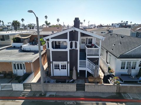 Photo of 128 46th B ST #B, Newport Beach, CA 92663 (MLS # OC26093423)