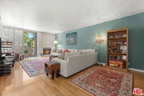 Photo of 211 S Spalding Drive #N104, Beverly Hills, CA 90212 (MLS # 25613073)