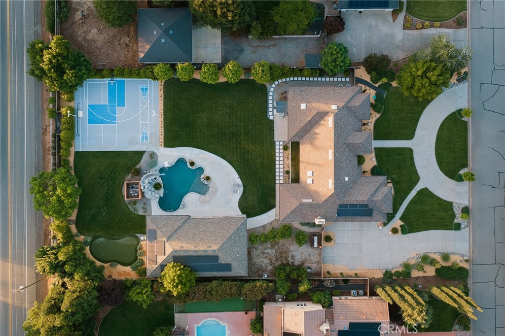 13985 Lindbergh Circle