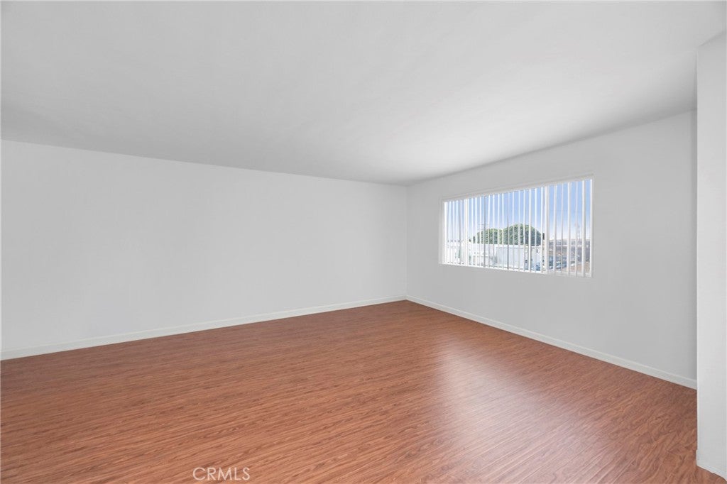 1311 S Grand 10