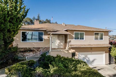 Photo of 16 Granite Court, San Carlos, CA 94070 (MLS # ML82028855)