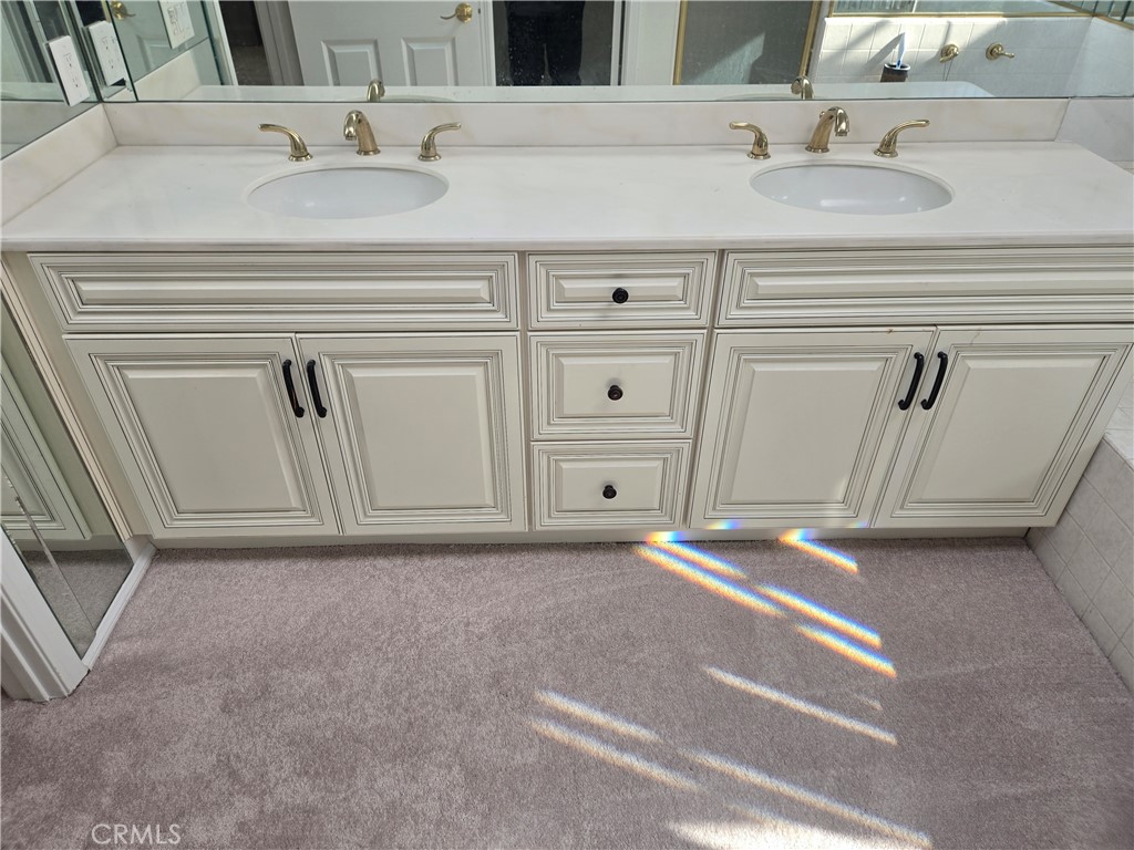 Del Lago (DL) - Residential Lease