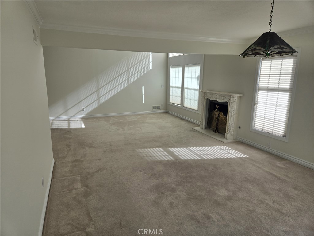 Del Lago (DL) - Residential Lease