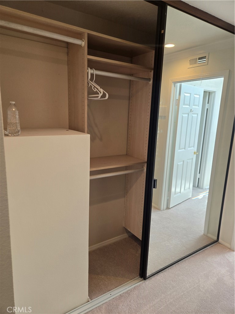 Del Lago (DL) - Residential Lease