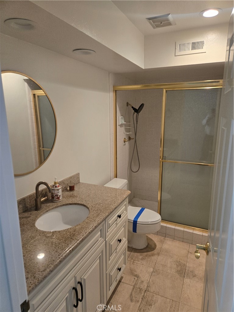 Del Lago (DL) - Residential Lease