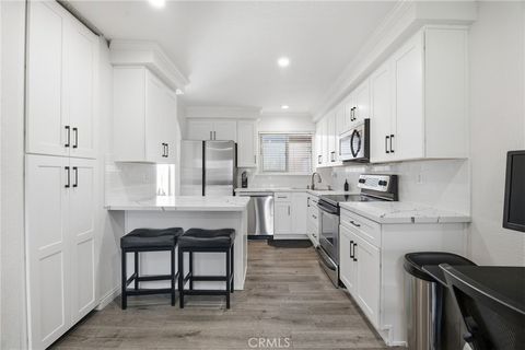 1722 Mitchell Ave 136 Tustin CA 92780