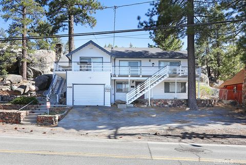 Photo of 39069 Big Bear Boulevard, Big Bear Lake, CA 92315 (MLS # OC25235257)