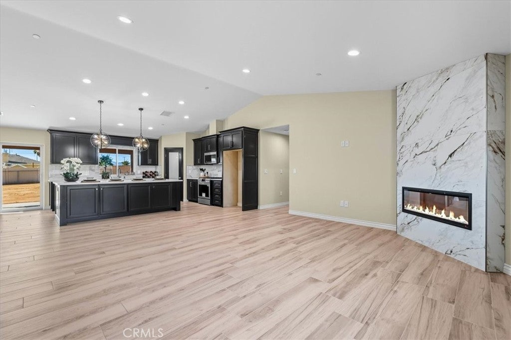 15162 Larch