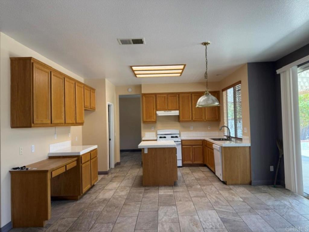 37978 Spur Drive