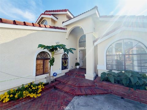 Photo of 10452 Circulo De Juarez, Fountain Valley, CA 92708 (MLS # PW26041623)