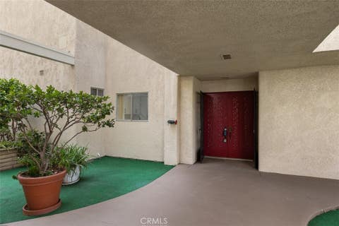 Photo of 2388 Via Mariposa W #1H, Laguna Woods, CA 92637 (MLS # OC26164005)