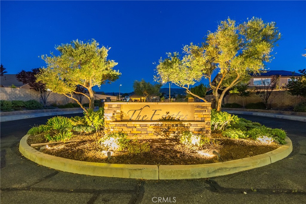 4379 Paddock Way