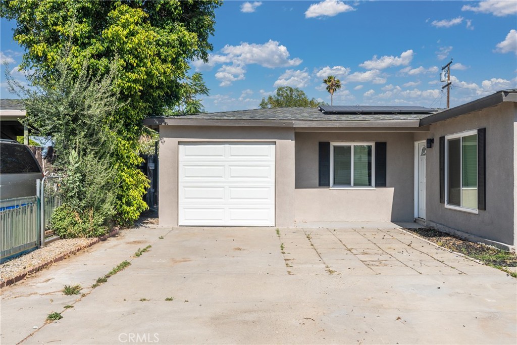 109 S Joyce Avenue
