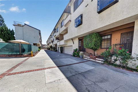 Photo of 7650 Topanga Canyon Boulevard #9, Canoga Park, CA 91304 (MLS # SR26182794)