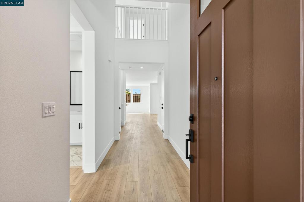 2298 Vandeleur Drive