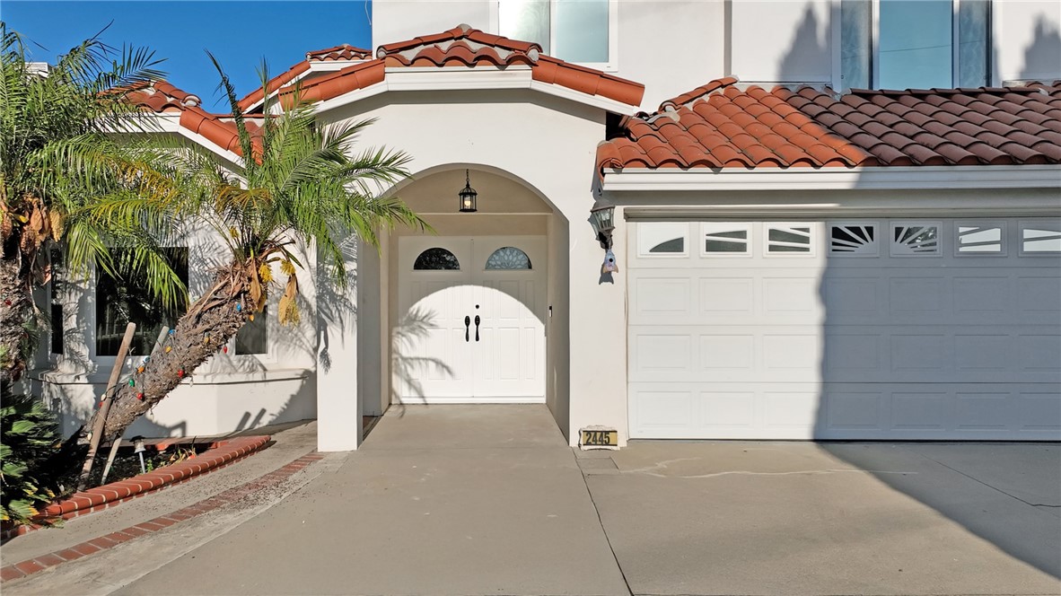 2445 N Santiago Boulevard