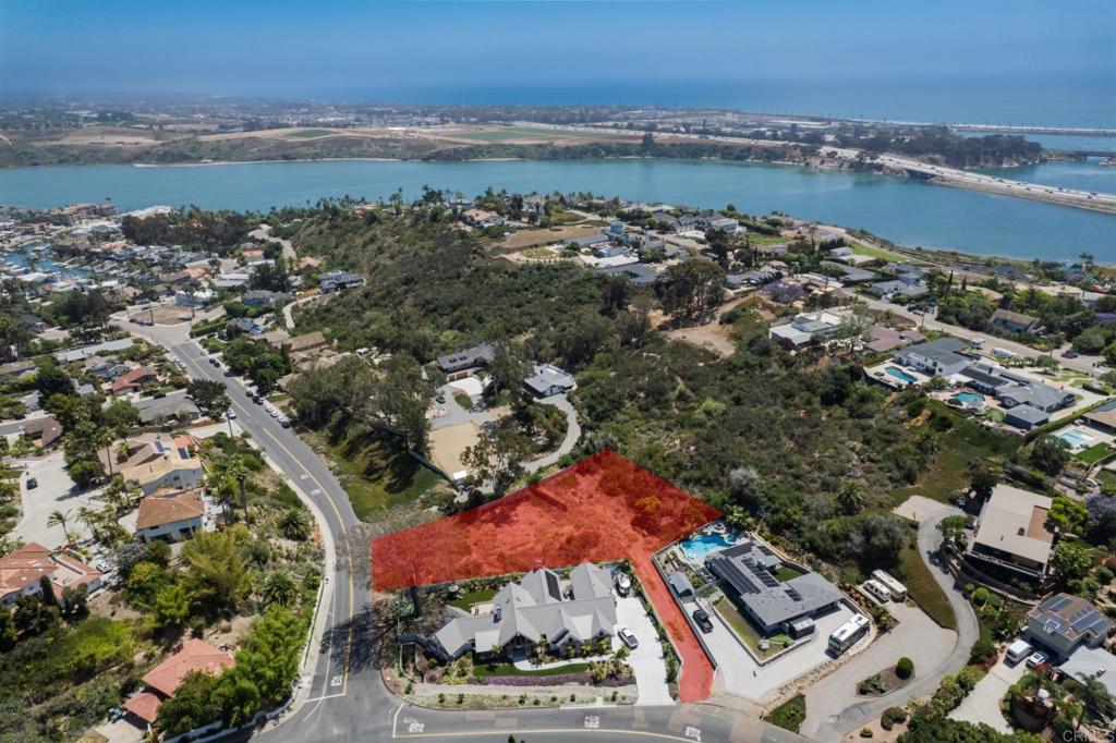 4275 Hillside Drive