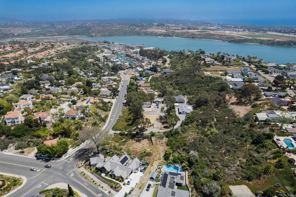 4275 Hillside Drive